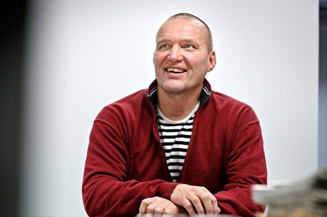 Jussi Ketonen toimii Molski-lehden kolumnistina sekä kirjoittaa painijuttuja Ilkkaan ja Pohjalaiseen. KUVA: KARI LÖFHJELM