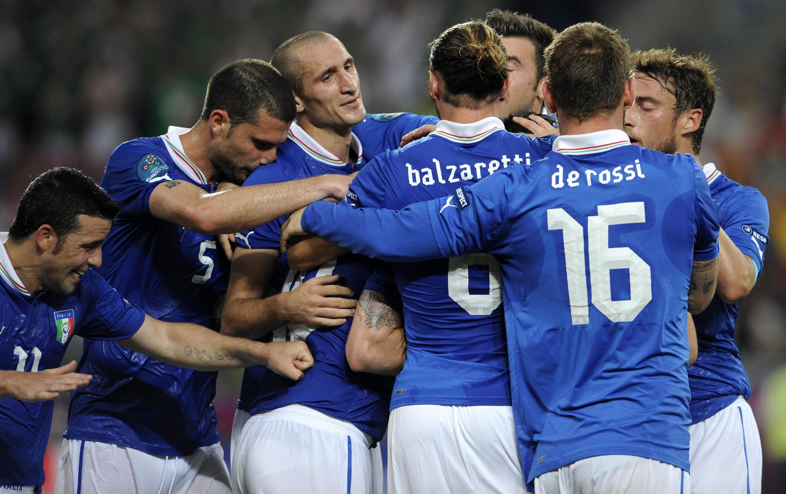 Italian joukkue tuuletti 1-0-johtomaalin jälkeen.