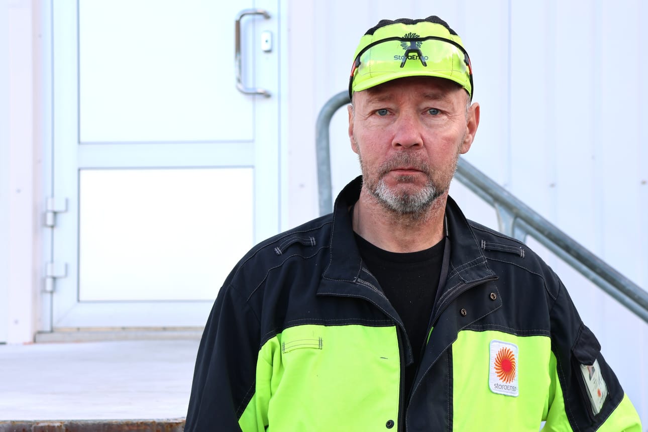 Aki Hanka on tehnyt pitkän uran Tiukan tehtaalla. Alkuviikon uutsia hän kuvailee aikamoiseksi shokiksi.