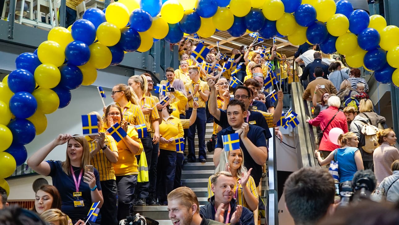 Brittiläistä tekoa olevassa kolmiosaisessa dokumentissa kerrotaan paljon faktoja Ikeasta. Yritys on syntynyt Ruotsin Älmhultissa.