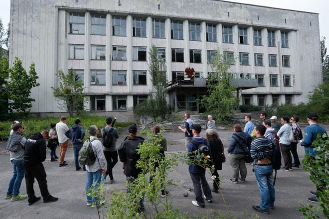 Ukrainan mukaan Tshernobylissä vieraili noin 60 000 turistia vuonna 2017. KUVA: SERGEI DOLZHENKO / EPA