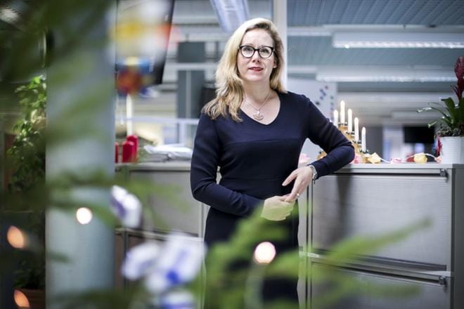 Ilkan päätoimittaja Satu Takala osallistuu 100-vuotiaan Suomen itsenäisyyspäivän Linnan juhliin. KUVA: KRISTA LUOMA