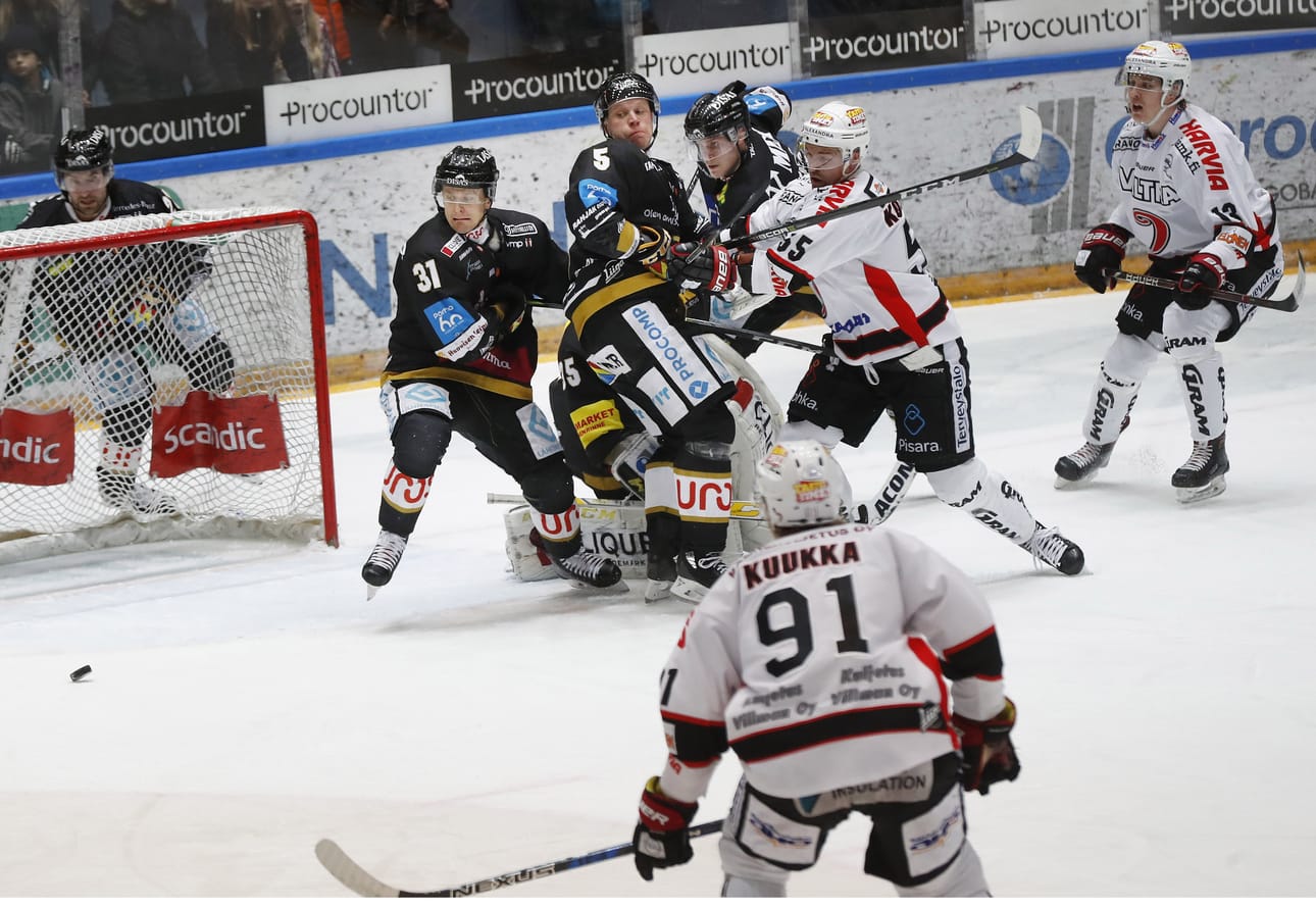 JYP voitti Kärpät Raksilassa lukemin 1-0.