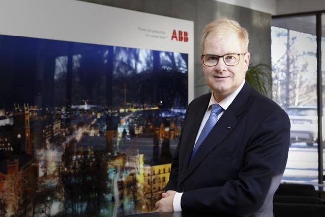 Suomen ABB:n toimitusjohtaja Pekka Tiitinen vihjaa jatkuvan kasvun johtavan uusiin rekrytointeihin Vaasassa. ARKISTOKUVA: SAMPPA TOIVONEN