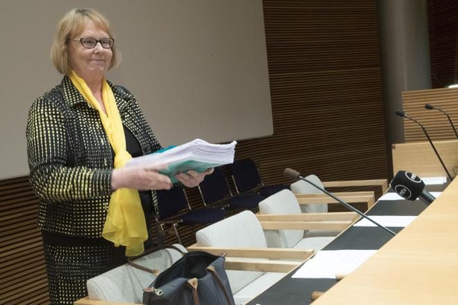 Perustuslakivaliokunnan puheenjohtaja Annika Lapintie pitää mahdollisena, että sen lausunto sote- ja maakuntauudistuksen mietintöluonnoksista voi mennä helmikuun puolelle. KUVA: Mauri Ratilainen/arkisto