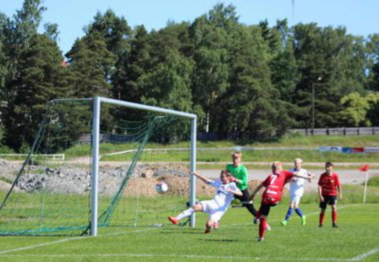FC Raahen Vertti Kontinaho teki yhden maaleista, kun finaalipaikka ratkesi ottelussa Vasa IFK:ta vastaan.