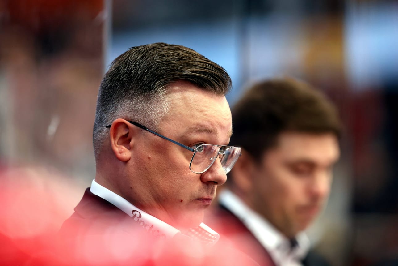 Juuso Hahl jääkiekon miesten Liigan ottelussa HPK - Vaasan Sport Hämeenlinnassa 13. syyskuuta 2025.