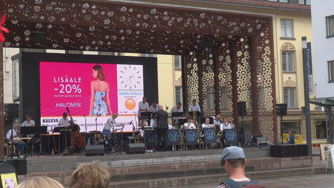 Elojazzin Big band -tanssiaiset Rotuaarilla
