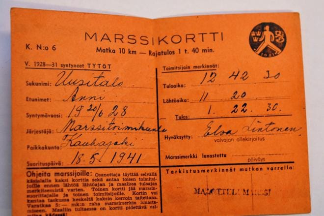 Marssijoille jaetaan vuoden 1941 marssikorttia (kuvassa) mukaillen valmistettu kortti. ARKISTOKUVA
