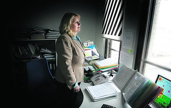 Kajaanilainen ryhmäkouluttaja ja kolmen lapsen äiti Kati Koukkari aikoo perustaa oman äitiverkkoryhmän.