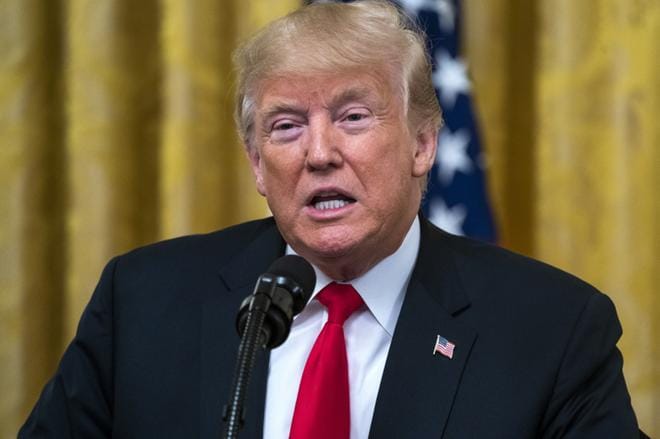 Presidentti Donald Trump on jälleen kohun keskiössä. KUVA: JIM LO SCALZO