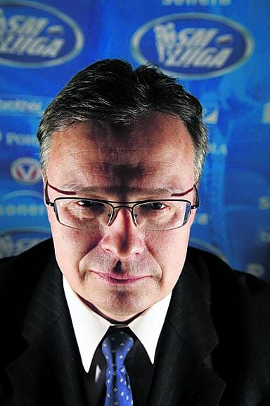 Jukka-Pekka Vuorinen SM-liigan tiedotustilaisuudessa Helsingissä 20. joulukuuta 2005.