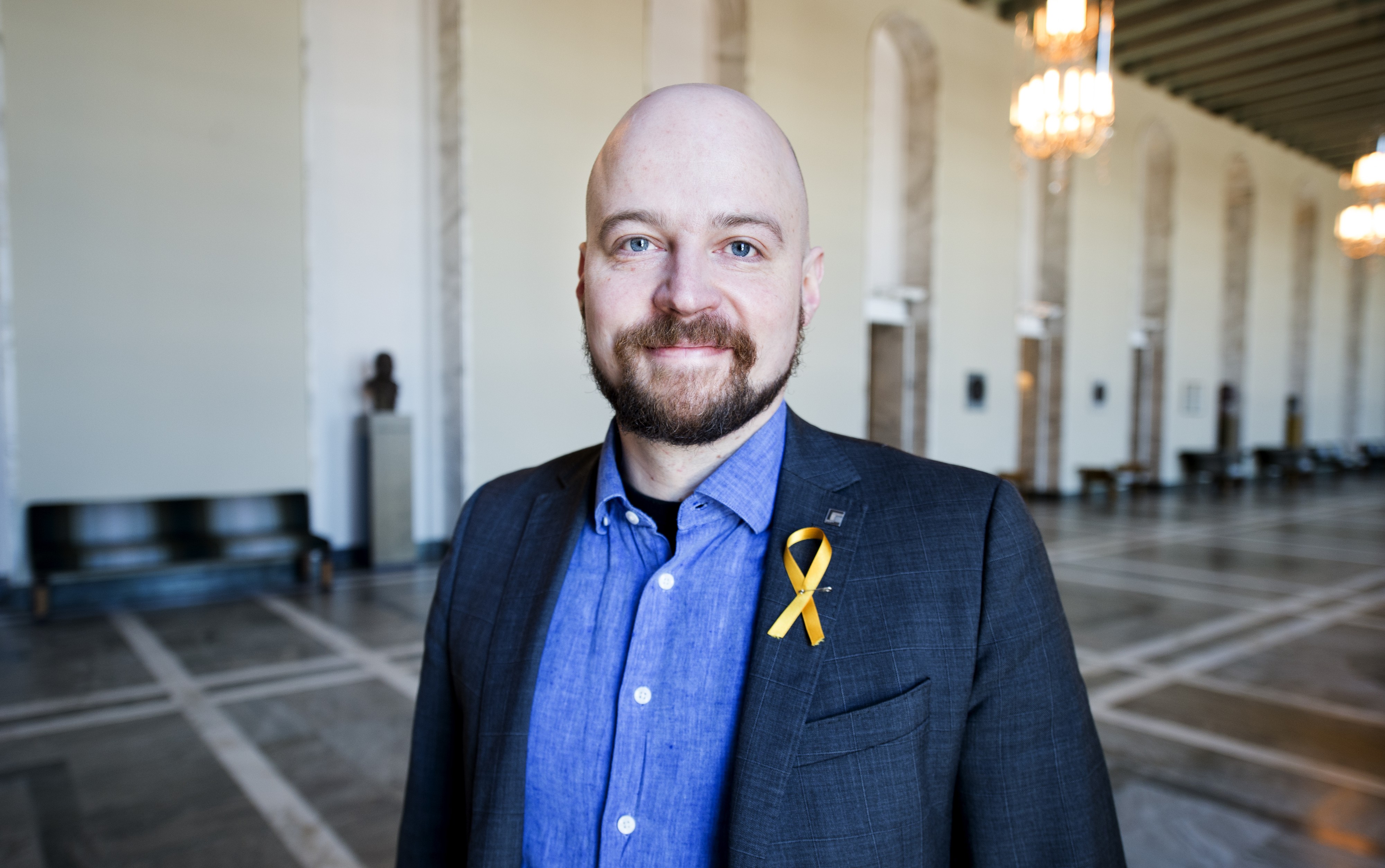 Kansanedustaja Mikko Kärnä (kesk.) pyöritteli pitkään, lähteäkö kisaamaan puolueen puheenjohtajuudesta vai eikö. Päätös valkeni vasta perjantaiaamuna.