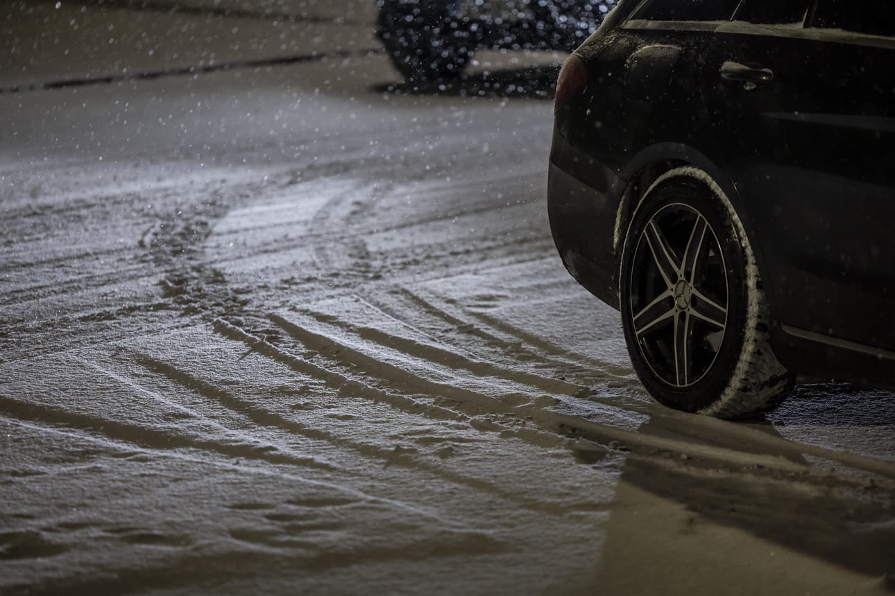 Sääennusteet lupailevat lumisateita Ouluun etenkin perjantain ja lauantain vastaisille öille.