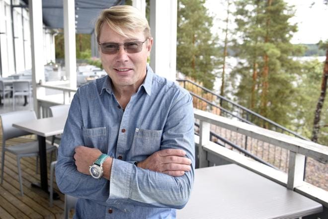 Mika Häkkinen kuvattiin elokuussa Valtteri Bottas Duathlonissa Liikuntakeskus Pajulahdessa. – Toivon, että lapsia ja nuoria kannustettaisiin liikkumaan ja urheilemaan nykyistä enemmän, Häkkinen sanoo. KUVA: HEIKKI SAUKKOMAA