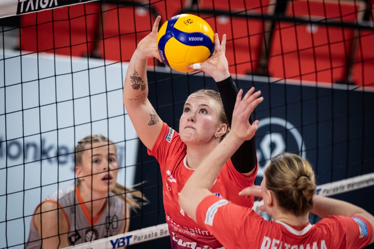 Arctic Volleyn passari Abby Brewster hoiteli oman tonttinsa mallikkaasti.