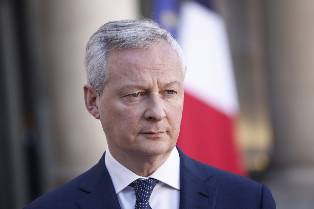 Ranskan valtiovarainministeri Bruno Le Maire kommentoi, että länsi saa pakotteilla aikaan Ukrainalle hyökänneen Venäjän talousromahduksen.