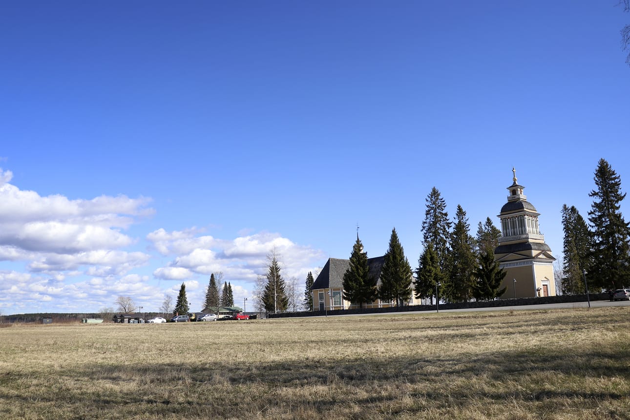 Lappajärven seurakunnan liitos Alajärveen tapahtuisi vastoin kirkkovaltuuston tahtoa.