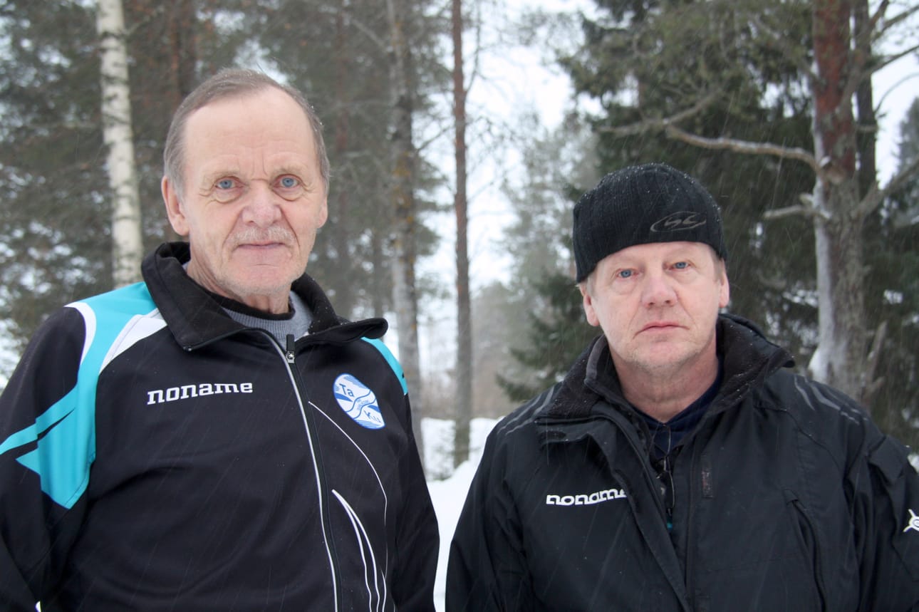 Tuomo Leinonen ja Matti Tyni olivat tyytyväisiä tunnustuksesta.