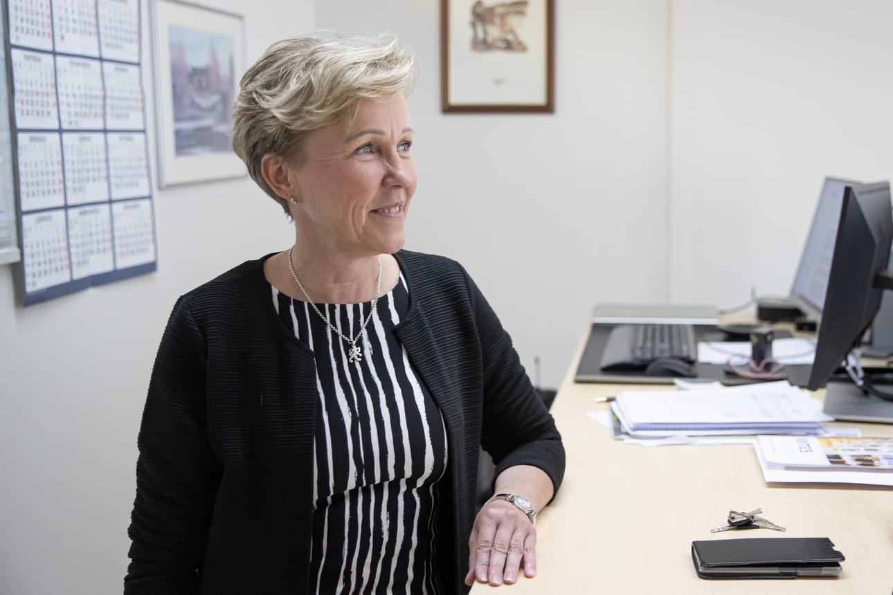Eija Liikamaa kävi kesäkuussa Taivalkoskella kunnanjohtajana kaksi viikkoa. Keskustelu lähdön syistä jatkuu edelleen vilkkaana.