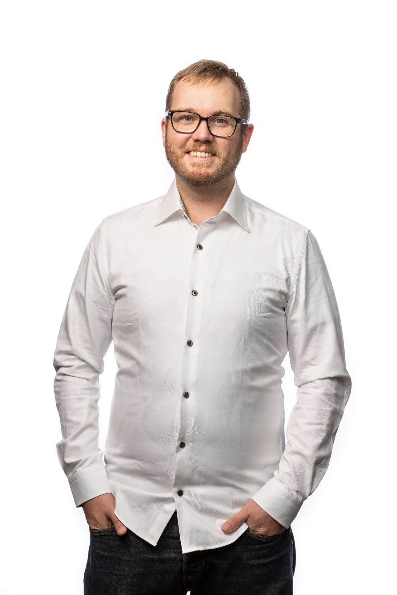 32-vuotias Juha-Matti Kvist kertoo päässeensä Granlundilla tekemään monipuolisia ja mielekkäitä sähkösuunnittelijan töitä.