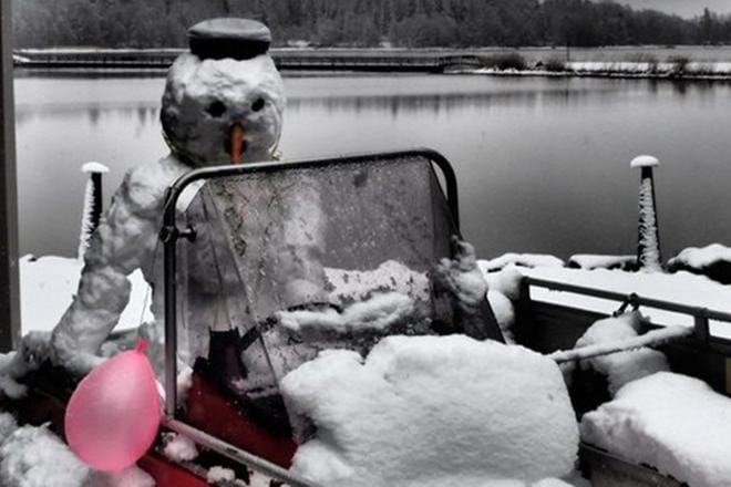 Lähdössä vappuajelulle. Kuva: Lukija