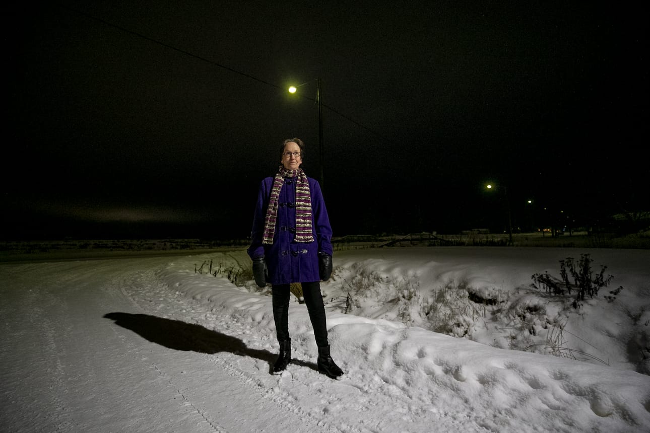 Ylistarossa asuva Johanna Latvala perusti tuulivoimaloiden minimietäisyyttä Seinäjoelle vaativan nettiadressin lauantaina.