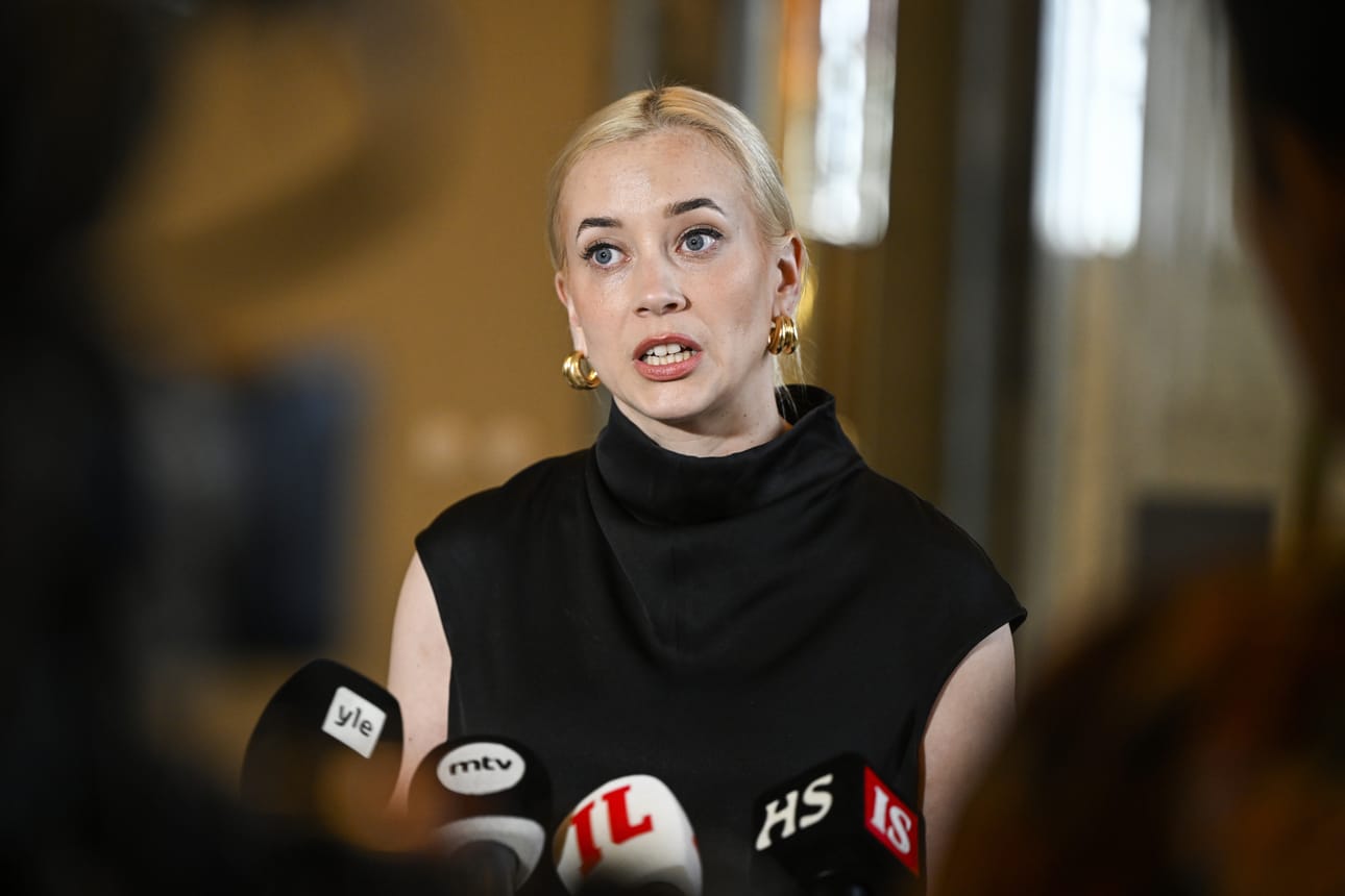 Vihreiden puheenjohtaja Sofia Virta pitää puolustusministeri Antti Häkkäsen vierailua Israelissa käsittämättömänä ja moraalittomana.