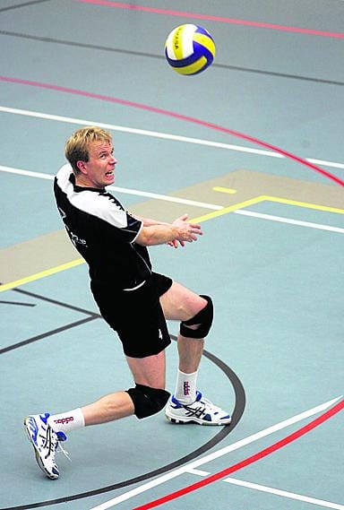 Pekka Kortteinen häärii tällä kaudella yleispelaajana muuallakin kuin verkolla iskijänä.