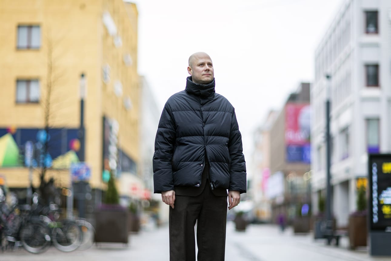 Maanpaossa toimivan riippumattoman venäläisen Meduza-uutissivuston yksi perustajista ja sen päätoimittaja on Ivan Kolpakov. Hän vieraili Oulussa ja osallistui Kalevan järjestämään sananvapausseminaarin paneeliin Oulun kaupungintalolla.