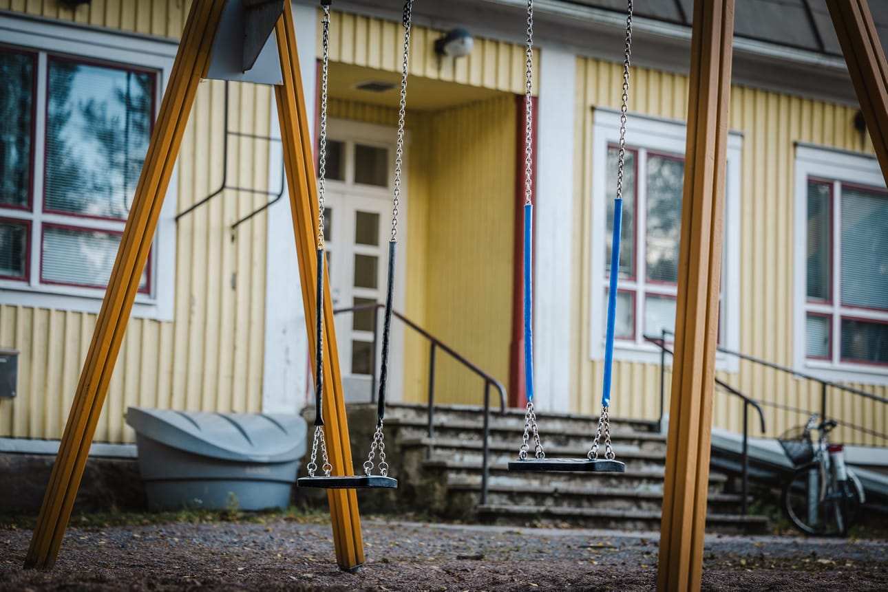 Perusopetuksen palveluverkkolinjaus herätti keskustelua. Arkistokuva.