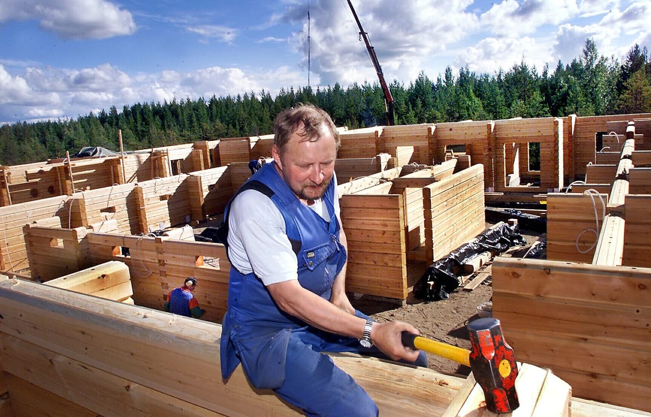 Kuva Kierikin päärakennuksen työmaalta elokuulta 2000.