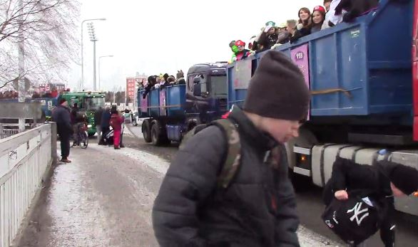 Penkkarirekat lähtivät liikkeelle Oulussa