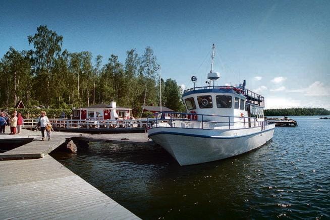 Saaristoristeilyt ovat olleet tänä kesänä suosittuja. Risteilyllä pääsee merelliseen tunnelmaan ilman omaa venettä. Arkistokuva: Eetu Sillanpää