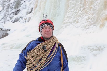 Kiipeilijä Mikko Valanne kertoo epäonnisesta Mount Everestin huiputusyrityksestä vuonna 1995
