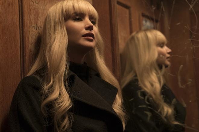 Jennifer Lawrence esittää venäläisvakoojaa elokuvassa Red Sparrow.