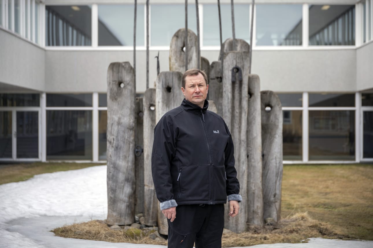 Johtajaylilääkäri Jyri J. Taskila kertoo, että sairaalakuormitus on alueella hieman vähentynyt. Se viittaisi siihen, että etenkin riskiryhmät noudattavat rajoituksia.