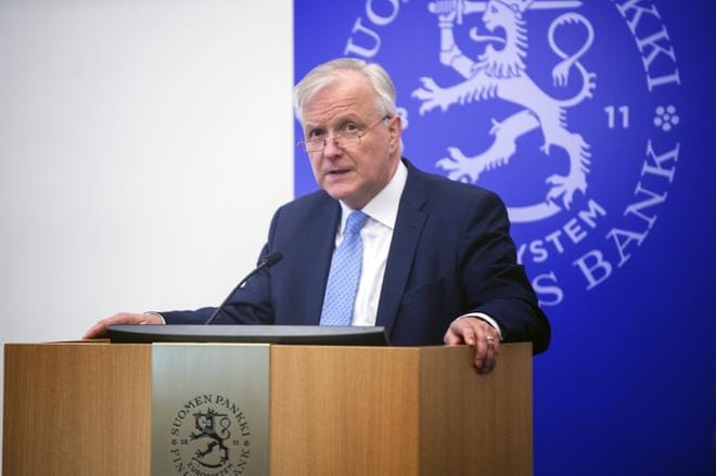 Suomen Pankin pääjohtaja Olli Rehn totesi työn tuottavuuden kehittyneen Suomessa kehnosti kymmenen viime vuoden aikana. Tuottavuuskasvun edellytyksiä pitää hänen mielestään parantaa. KUVA: Kimmo Penttinen / arkisto