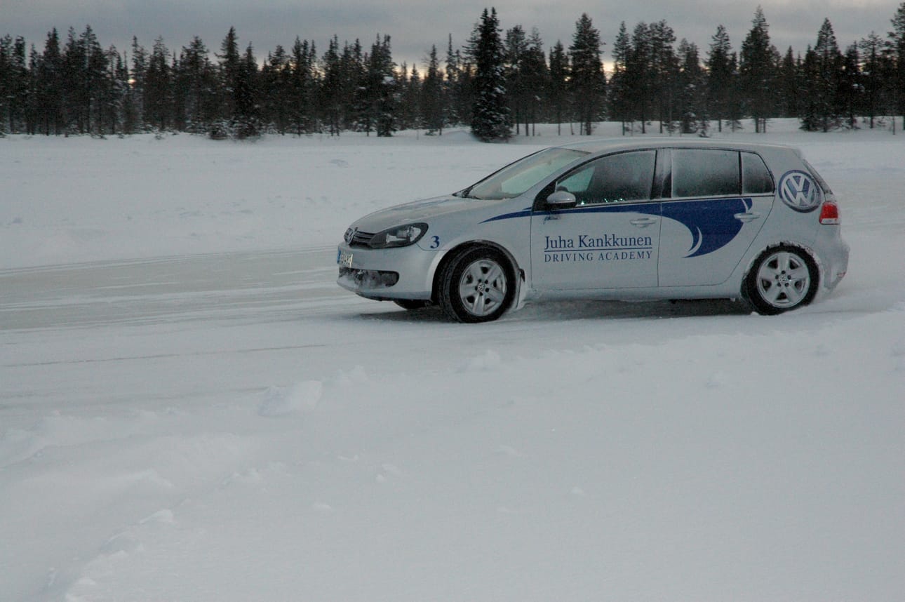 Juha Kankkunen Driving Academy on laajentamassa toimintaansa Kuusamossa.