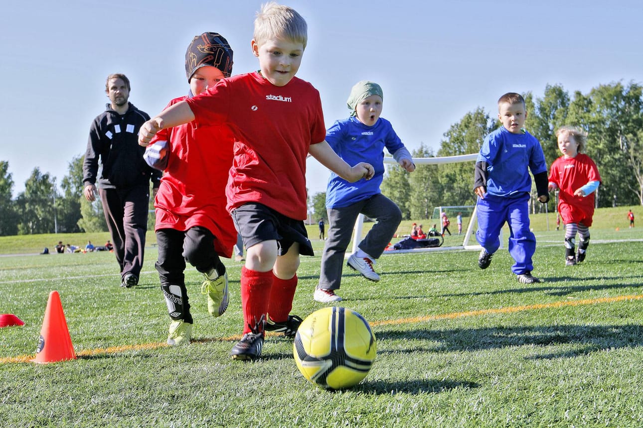 FC Raahen nappulaliigan kesän ottelukausi alkaa sunnuntain pelitapahtumalla tekonurmella.