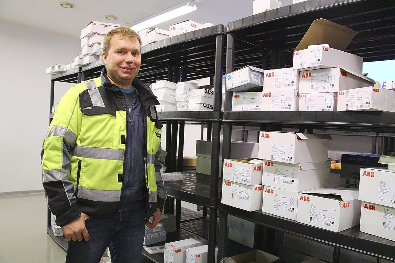 Niko Ahvenlampi aloitti yritystoiminnan yli 20 vuotta sitten. Tänä vuonna yritys sai Oulaisissa Vuoden yritys-tunnustuksen.