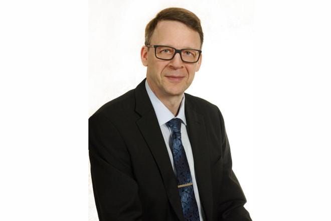 Esko Lehtimäki jatkaa keskustan työvaliokunnassa. Arkistokuva.