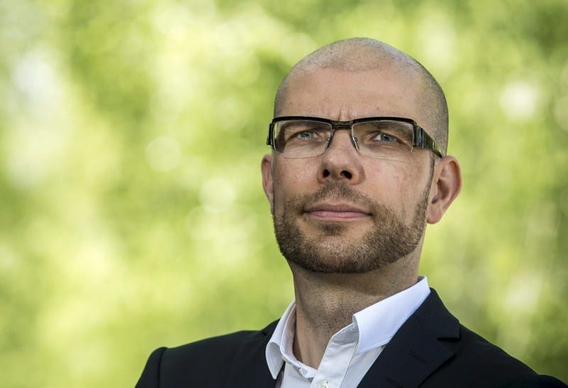 Rikosoikeuden professori Jussi Tapani arvioi, että Anneli Auerin tapauksessa korvaussummaa nostaa laaja julkisuus.