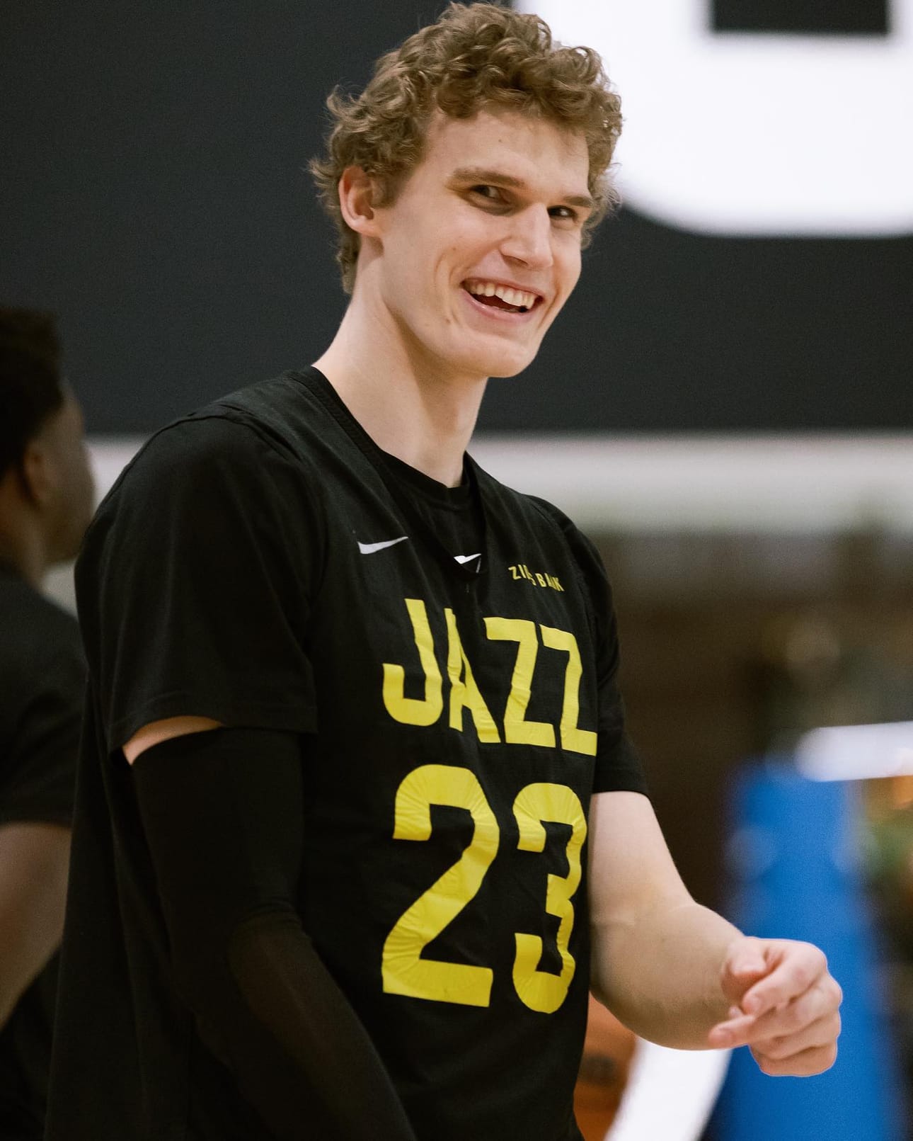Lauri Markkanen pelaa uransa parasta koripalloa.