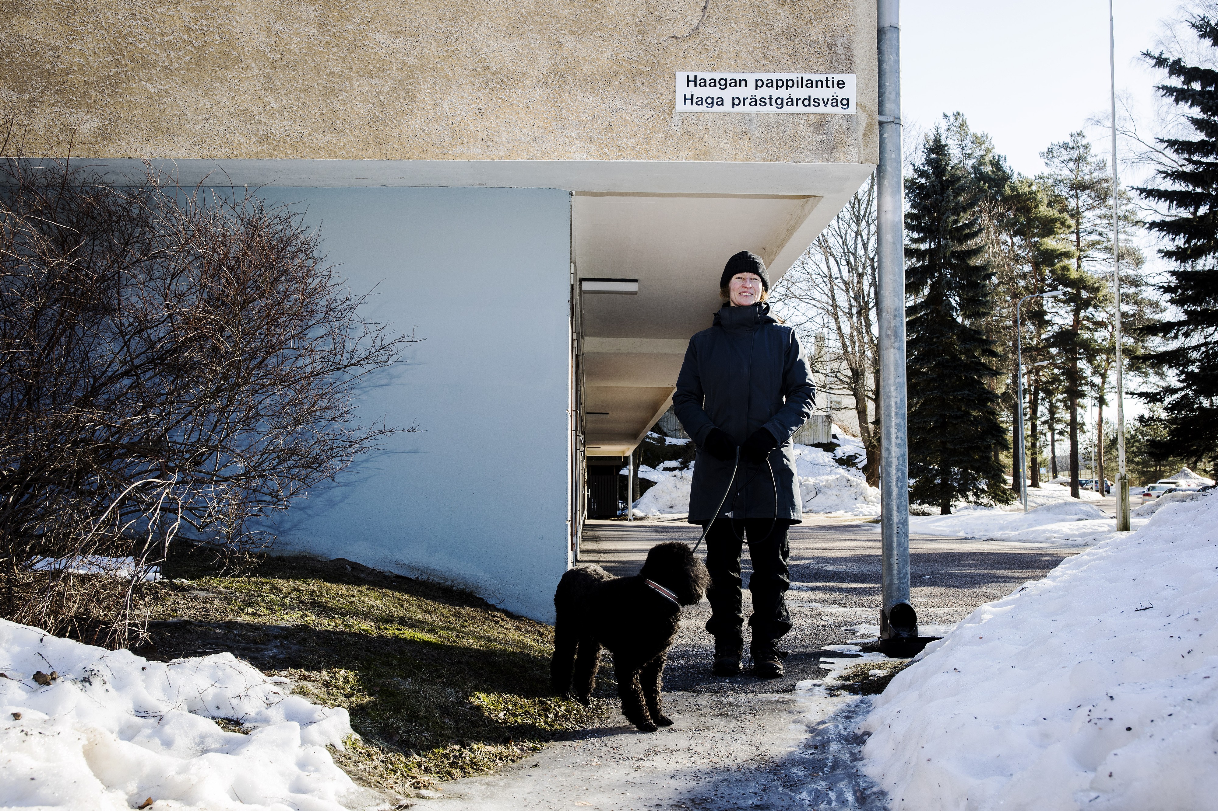 Korkeasaaren johtaja Sanna Hellströmin harrastus on kävellä Helsingin katuja aakkosjärjestyksessä. Kaduista tarkkaa tilastoa pitävä Hellström huomasi, että naisten mukaan nimettyjä katuja on vain vähän.