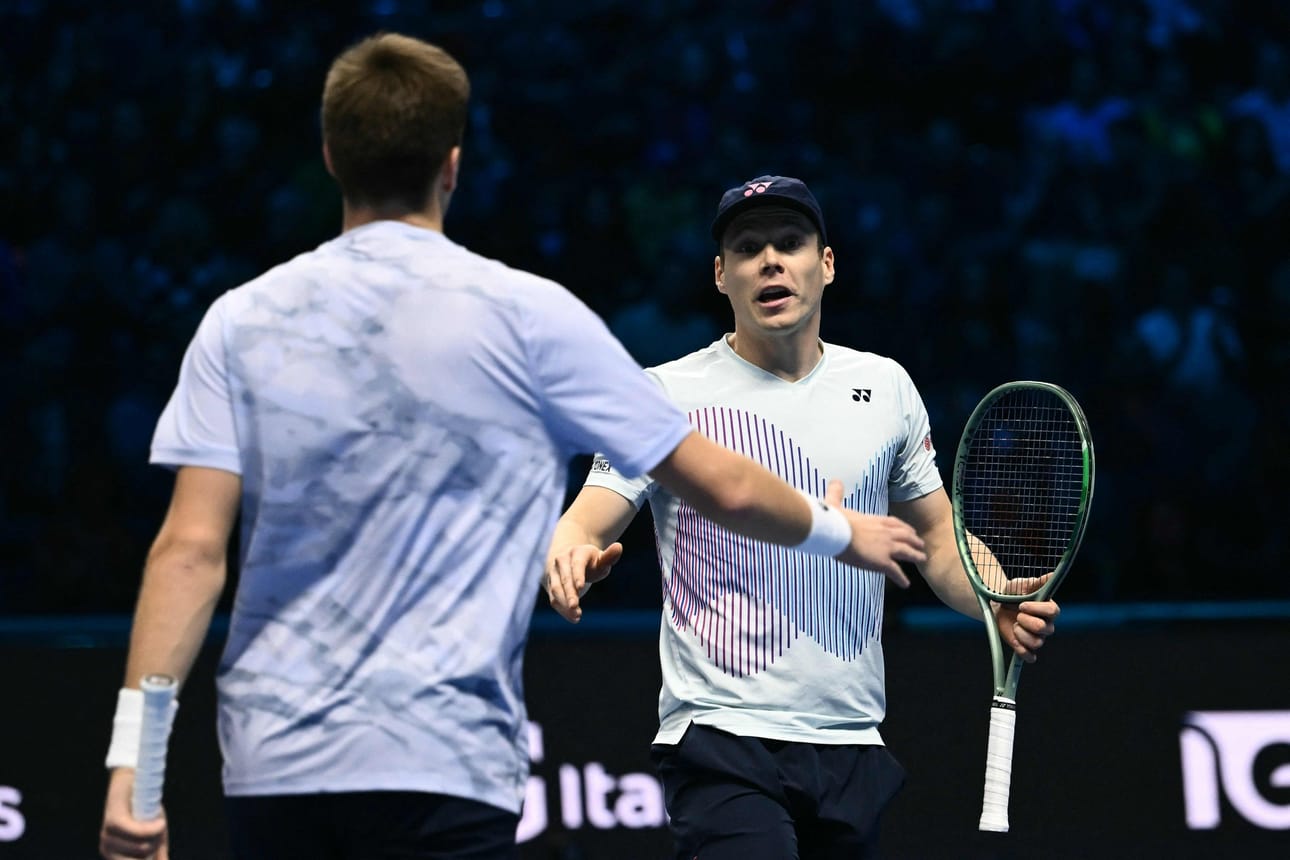 Harri Heliövaara ja Henry Patten ovat selvittäneet kauden ensimmäisessä grand slam -turnauksessa kaikki neljä otteluaan ilman erätappioita. Kuva marraskuulta 2024. LEHTIKUVA/AFP