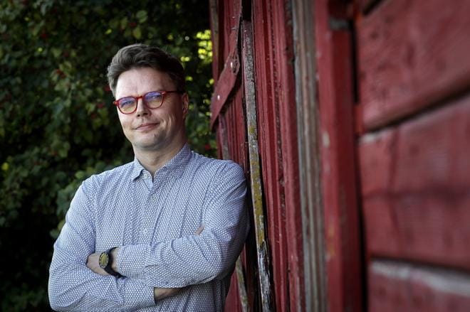Jyri Lammela valittiin Juupajoen kunnanjohtajaksi kunnanvaltuuston yksimielisellä päätöksellä. Hän pitää uraputkeaan Valiolla suuressa arvossa ja kertoo Seinäjoen olleen hyvin toimiva kotikaupunki. – On hyvä käydä muuallakin. Se avartaa aina. Ja aina voi tulla takaisin, Lammela kertoo. KUVA: janina Saarela