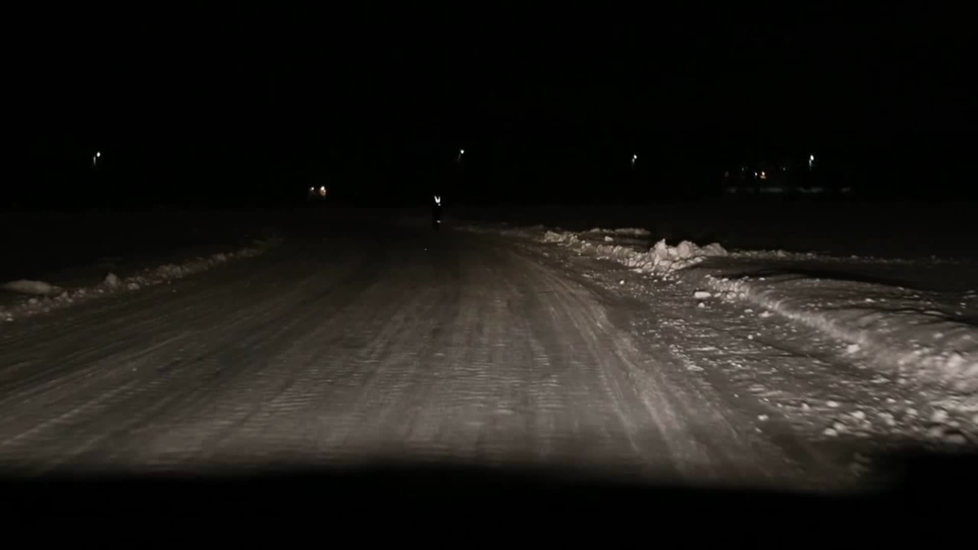Näin näkyy heijastin pimeässä