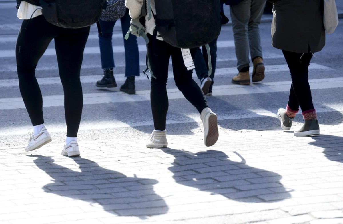 Oman rahatilanteensa kuluttajat arvioivat kesäkuussa edelleen hyväksi. LEHTIKUVA / VESA MOILANEN