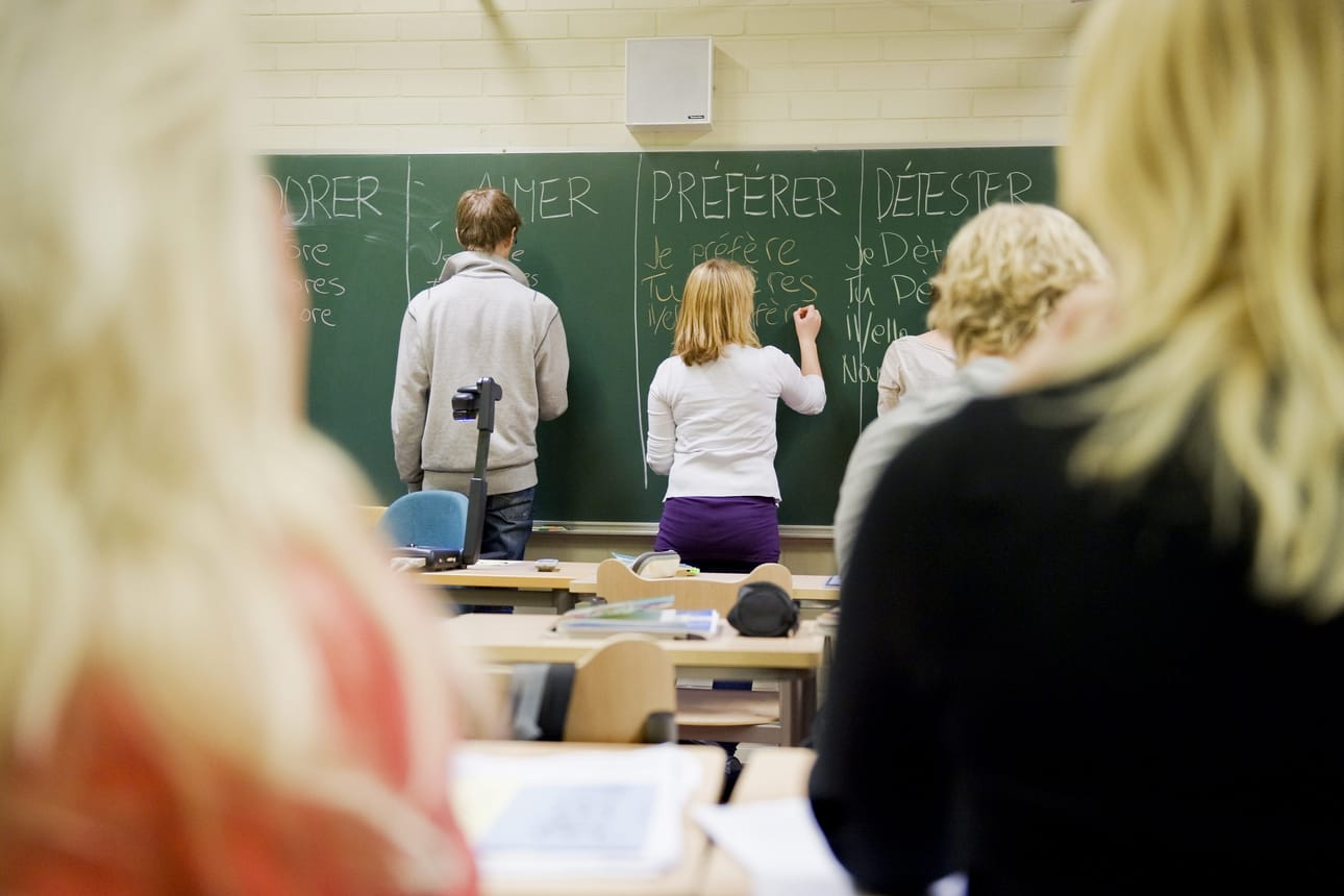 Oppivelvollisuuden laajentaminen ja kaksivuotinen esikoulu ovat nousseet esille, kun puolueet ovat esitelleet ensi vaalikauden tavoitteita.